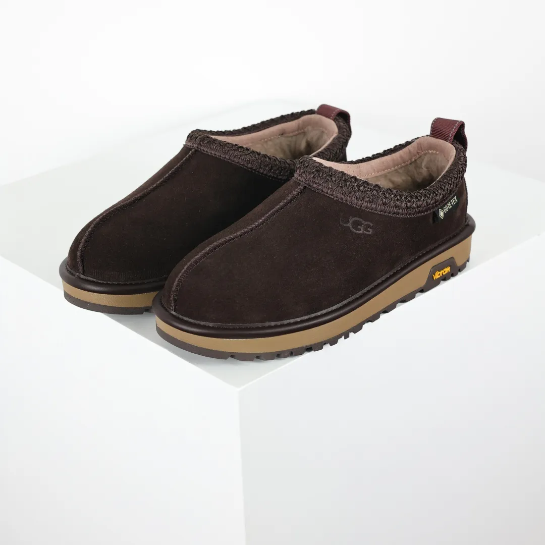 Copywriting price 💰580 Core recommendation Good price Platform foreign trade exclusive UGG Tasman GTX winter neutral snow shoes 1172790 Produced by ten-year-old brand shoemaking foundry production line Pay attention to every detail Longfeng A-grade genuine sheep fur integrated fully follow the ZP process process Size: 35 36 37 38 39 40 41 42 43 44 45